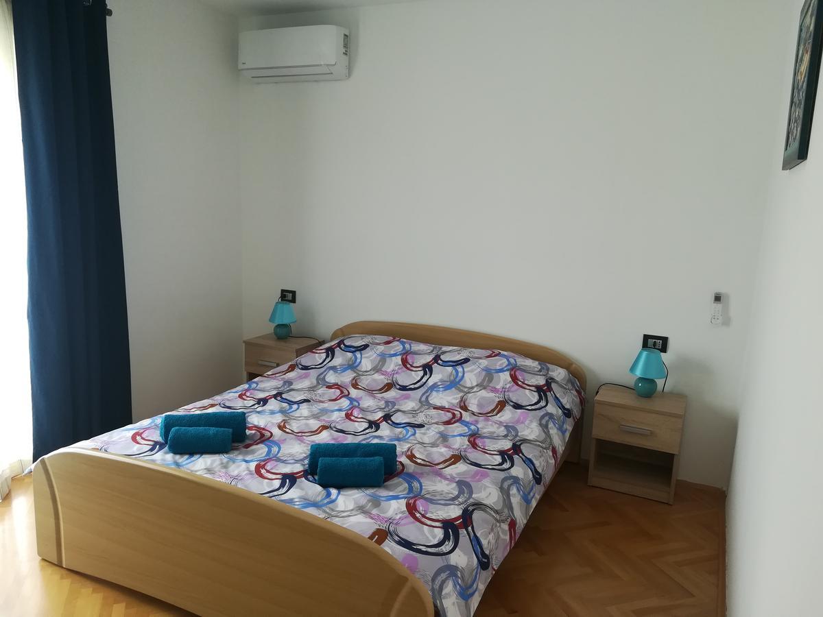 Valki Apartment Porec Exterior photo